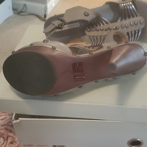 Lovely People 'Calantha' Studded Pump (Taupe) - Picture 3 of 7